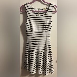 Juniors Dress Double Zero Size Small.